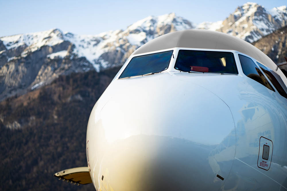 Flugzeug in Innsbruck
